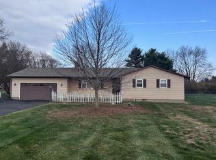 2101 Lees Rd, Hebron, OH 43025