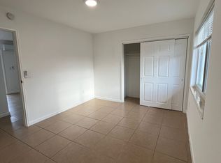 14280 NE 6th Ave #14, Miami, FL 33161