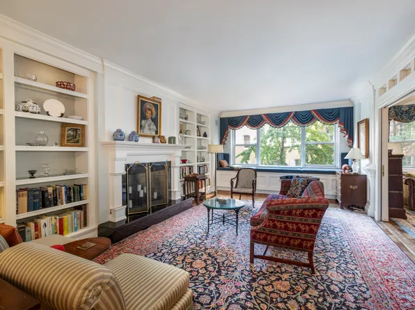 12 Beekman Place image 1 of 8