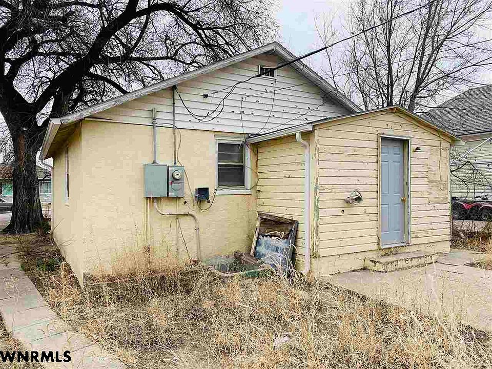 2nd image of 1935 4th St