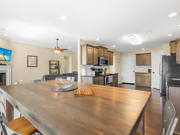 5611 Abercorn Dr — Photo 11