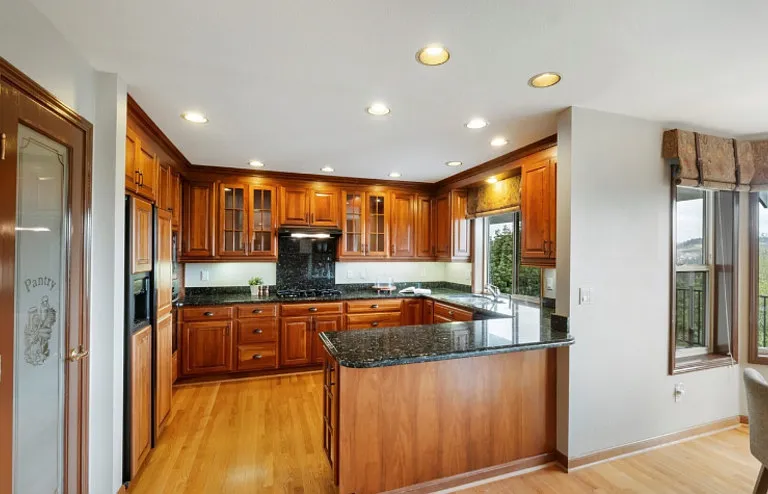 11618 Jennifer Ct E — Photo 8