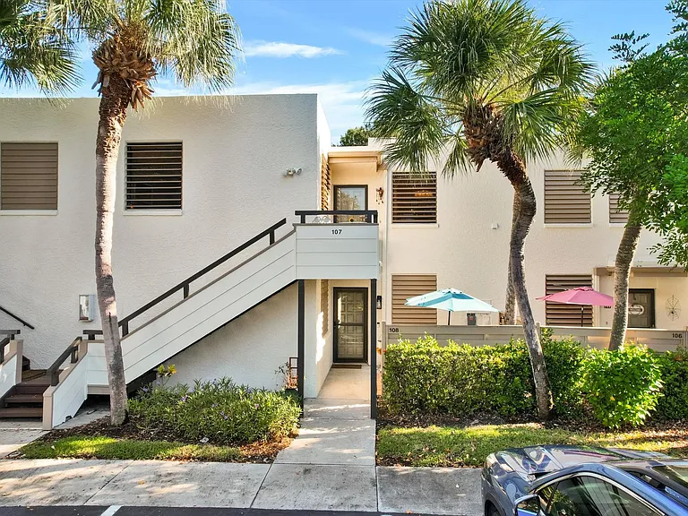 107 Pinehurst Dr #107 — Photo 33