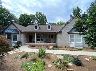 105 Wellington Rd, King, NC 27021