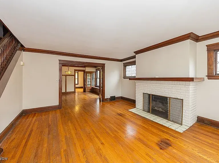 2572 Mayfield Rd — Photo 5