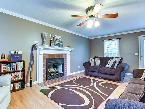4th image of 1 W Tugaloo Ct