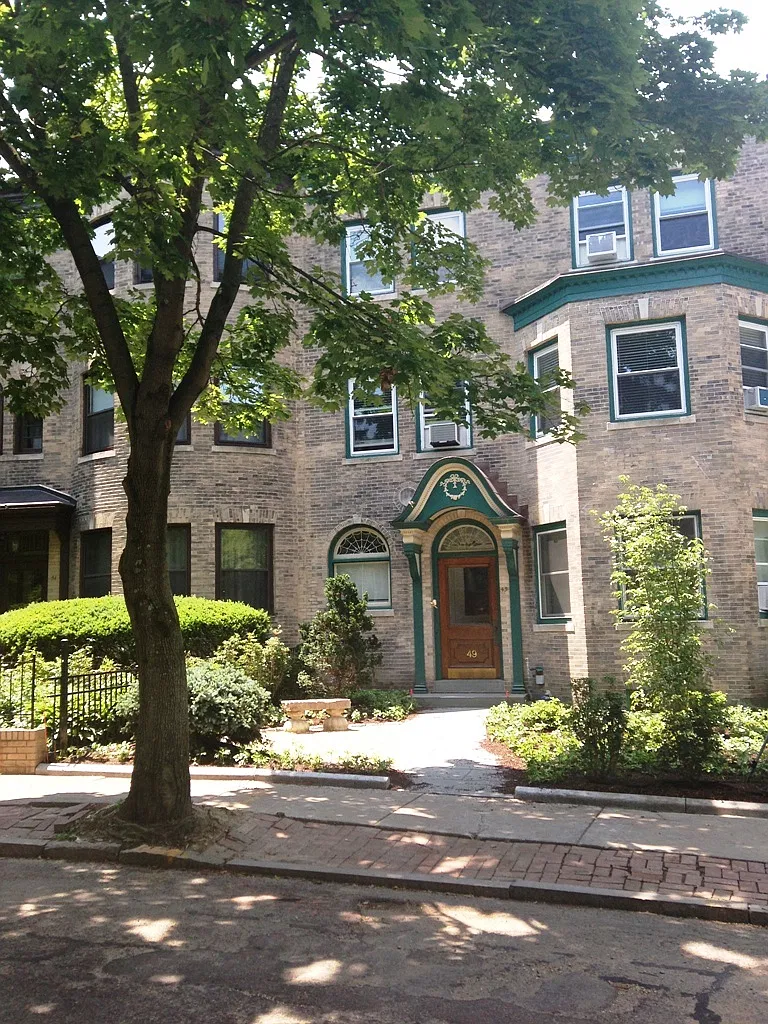 2 bed, 1000 sqft, $3,100 — Photo 1