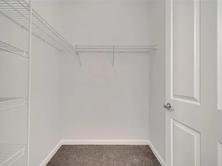 817 Terrace Ridge Cir #817 — Photo 17