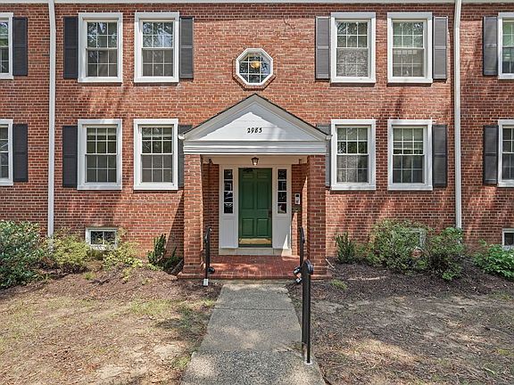 2nd image of 2983 S Columbus St APT B1