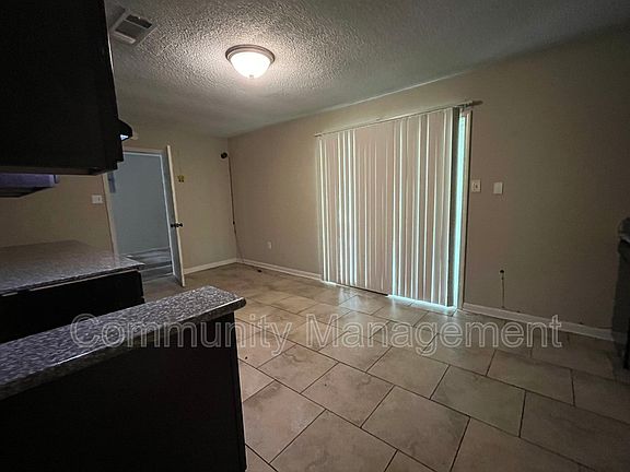 3rd image of 16813 Vermillion Dr
