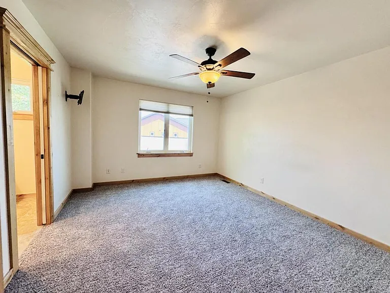 1043 Road Runner St — Photo 14