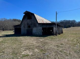 3146 Knob Creek Rd, Bybee, TN 37713