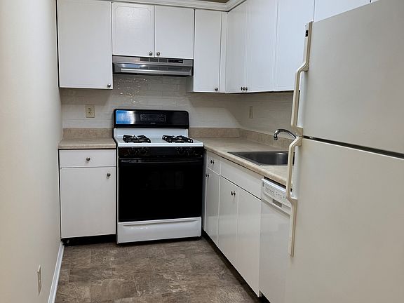 2nd image of 235 Henry Ave Unit 12E