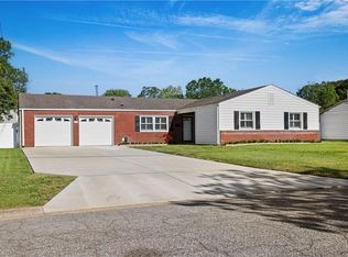 177 Herndon Rd, Virginia Beach, VA 23462
