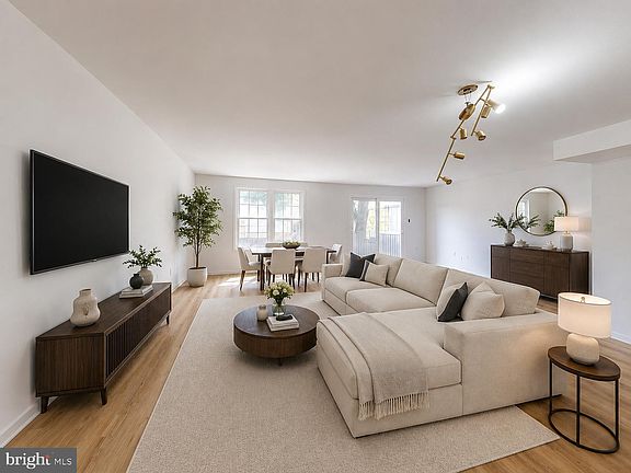 2nd image of 8105 Kenova Ln