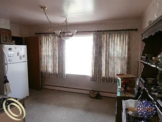 5th image of 7570 Mortenview Dr