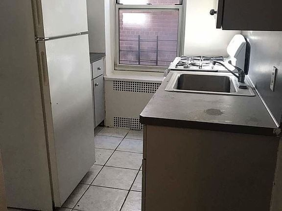 5th image of 6864 Yellowstone Blvd APT B34