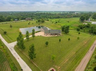 20506 W Slater Rd, Trivoli, IL 61569