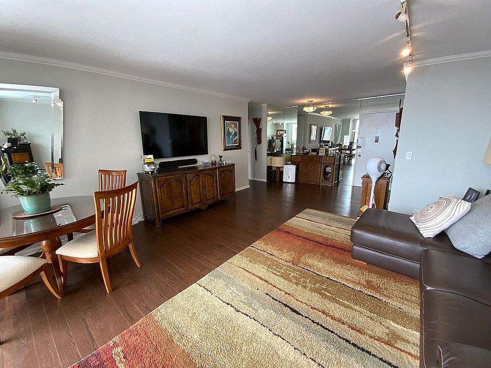 1st image of 27010 Grand Central Pkwy APT 31Y