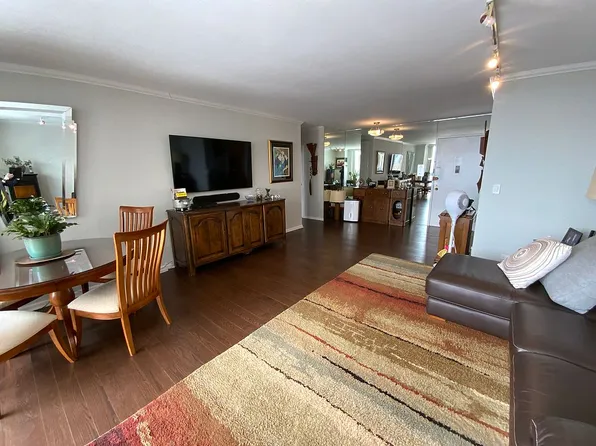 27010 Grand Central Pkwy APT 31Y, Floral Park, NY 11005