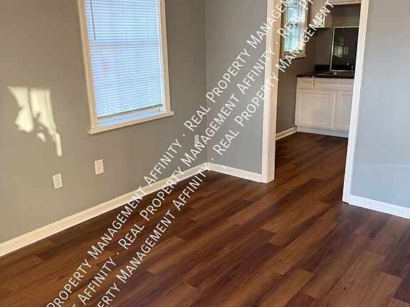 5th image of 1751 Bismark St