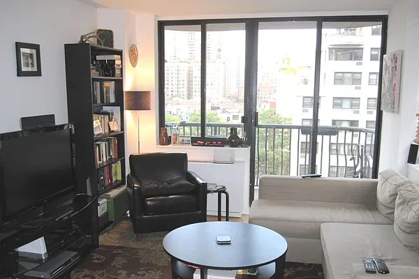 Rented by Corcoran | media 8