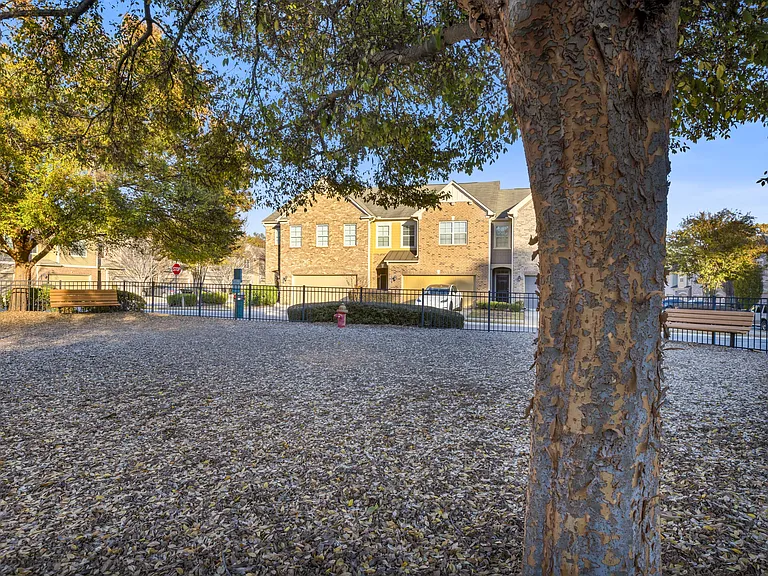 1633 Trailview Way — Photo 34
