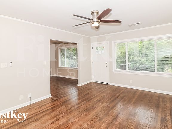 3rd image of 2802 Glenvalley Dr