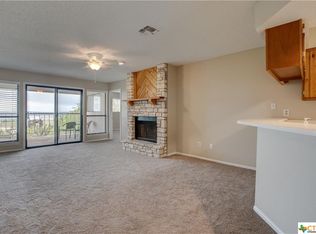 1256 Cougar Dr #1, Canyon Lake, TX 78133
