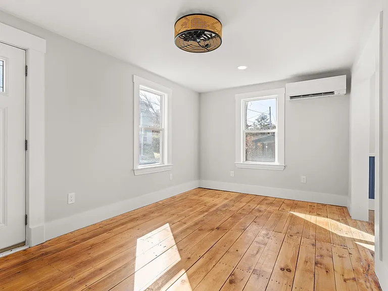 30 Meader St — Photo 4