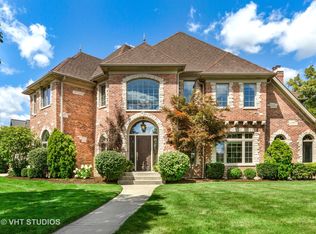490 S Prairie Ave, Elmhurst, IL