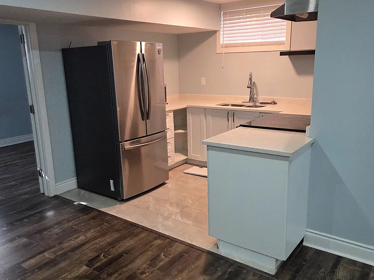218 Tremaine Cres #BASEMENT — Photo 5