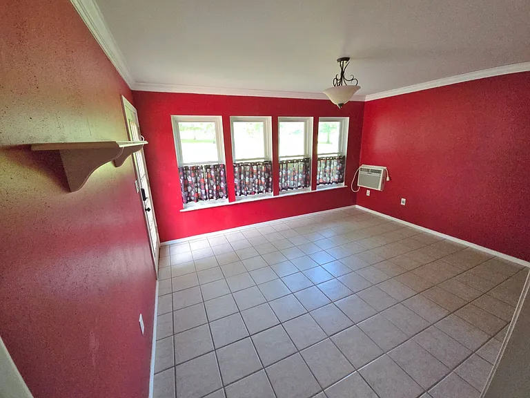 285 County Road 1387 — Photo 15