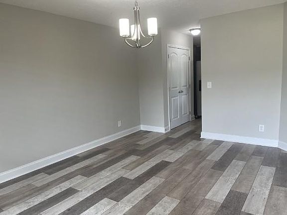 2nd image of 1198 Eagles Nest Ln