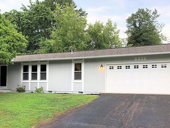 2nd image of 8818 Gatwick Dr