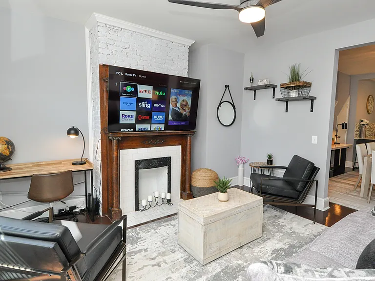 446 W 1st Ave — Photo 13