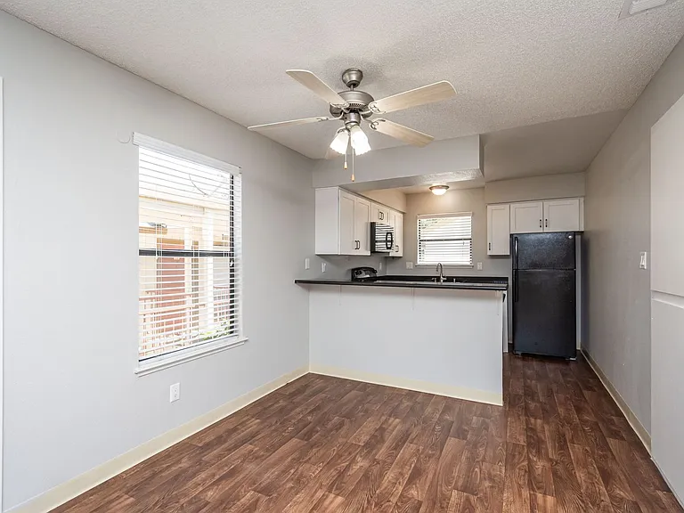 Summerfield Place — Photo 82