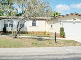 786 Via Del Sol, North Fort Myers, FL 33903