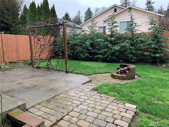 4th image of 104B 96th Ave SE