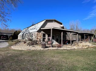 189 SE Low Gap Ln, Monterey, TN 38574