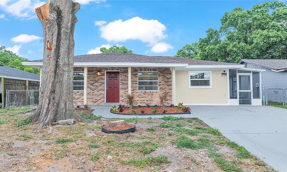 1st image of 2015 SOMERVILLE DRIVE S