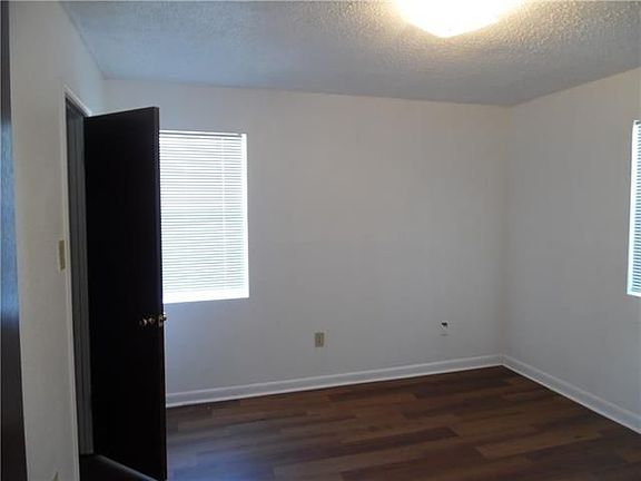 5th image of 1740 Vintage Dr APT D