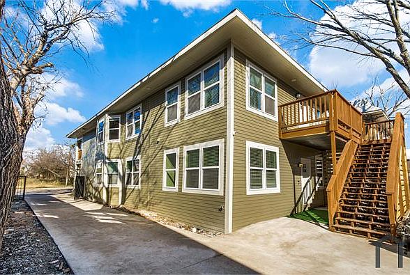 1st image of 4806 Live Oak St #2