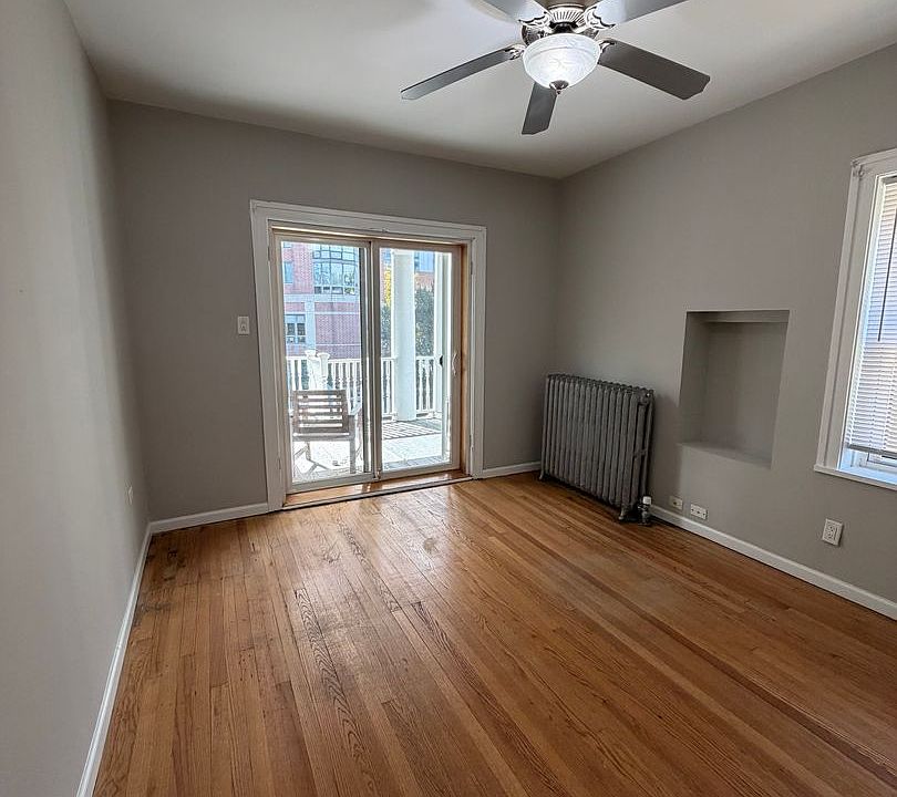 1st image of 1120 Ontario St #203