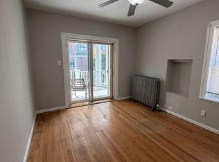 1120 Ontario St #203, Oak Park, IL 60302