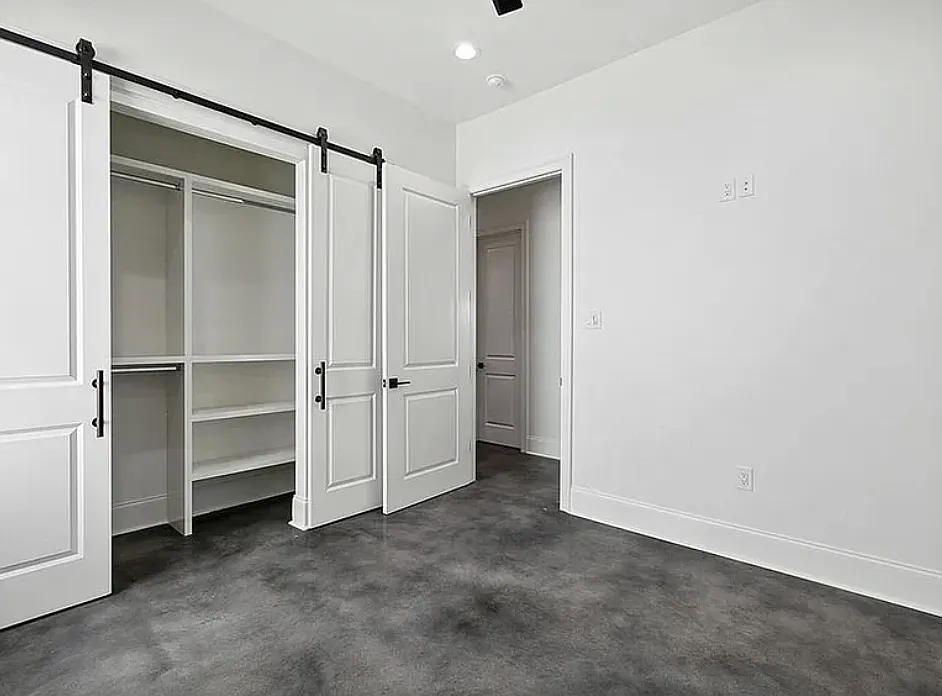 4 bed, 2473 sqft, $6,500 — Photo 4