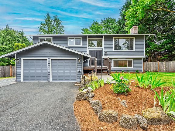 2nd image of 2210 173rd Ave NE
