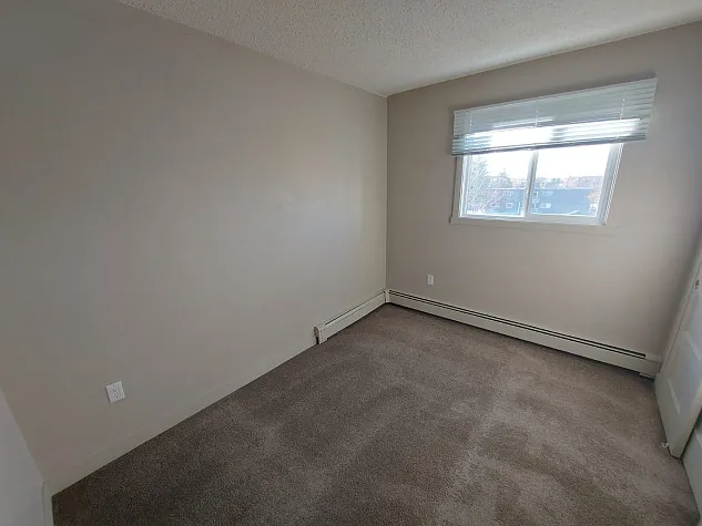4601 48th Ave — Photo 5