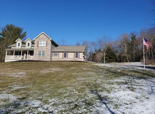 35 Zettle Rd, Shickshinny, PA 18655