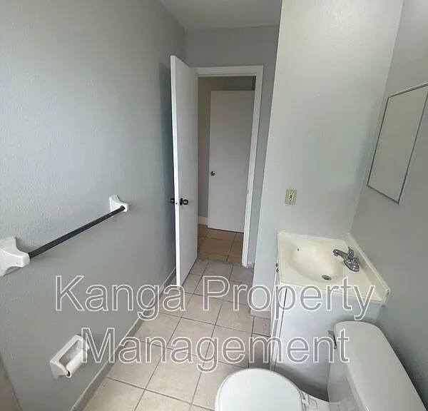 4329 Cocoanut Rd — Photo 19